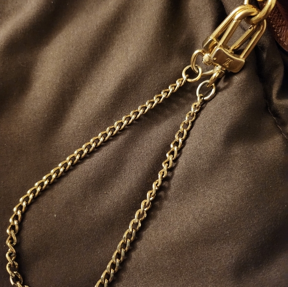 Louis Vuitton Orsay Clutch - Picture 6 of 10